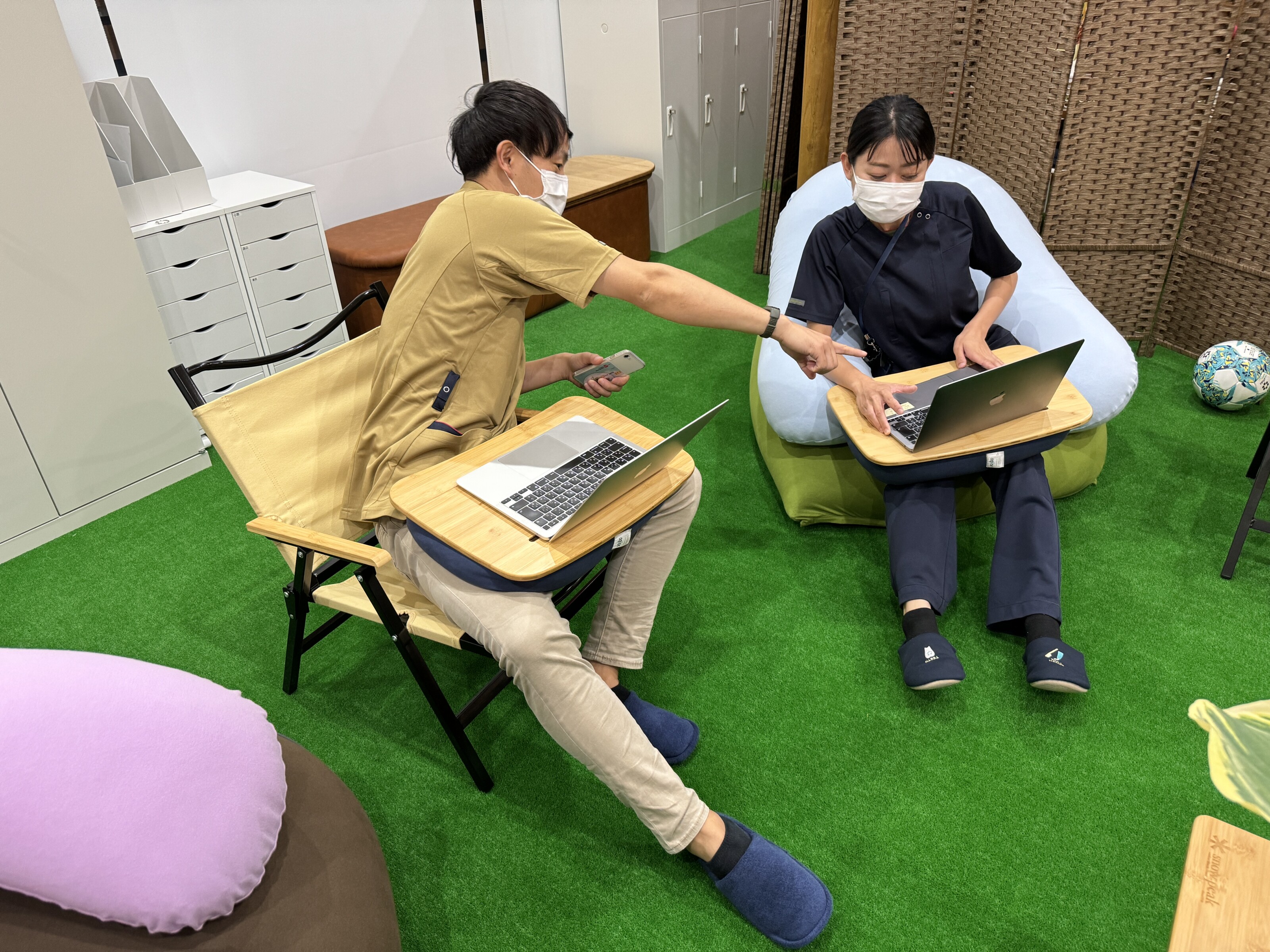 毎日のミーティングの様子